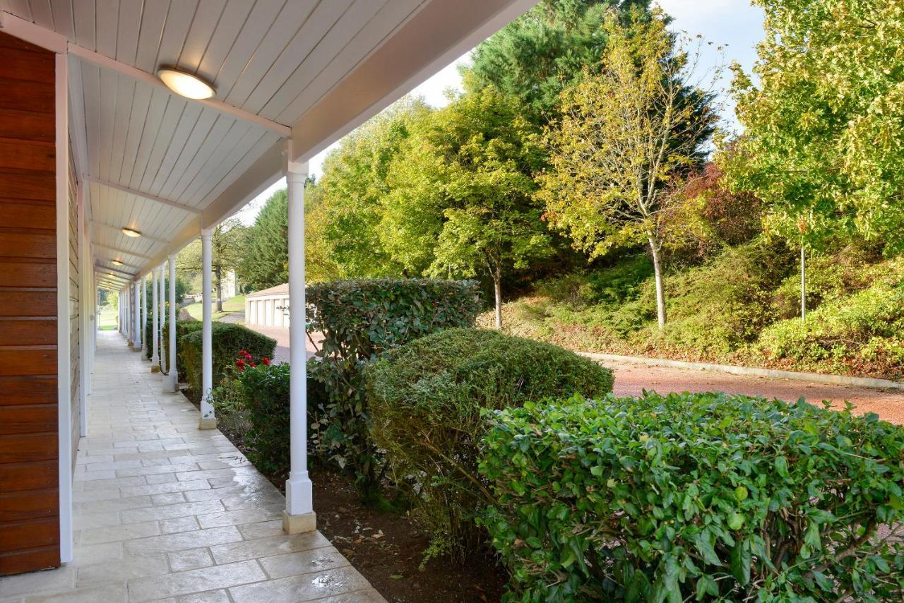 Logis Hotel Val De Vienne Le Vigeant Exterior photo